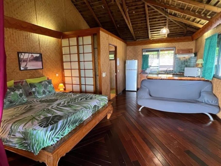 Tehuarupe Surf Studios Haapiti Exterior foto